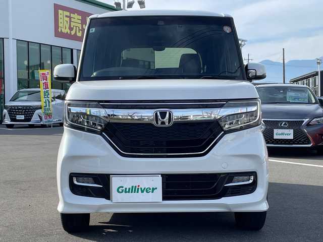 ホンダ Ｎ ＢＯＸ カスタム G EX ターボ ホンダセンシング 長野県 2018(平30)年 4.5万km プラチナホワイトパール 禁煙車/純正8インチナビ【VXU-185NBi】/（CD/DVD/フルセグTV/Bluetooth）/ホンダセンシング/・衝突軽減ブレーキ/・誤発進抑制機能/・後方誤発進抑制機能/・歩行者事故低減ステアリング/・オートハイビーム/・標識認識機能/・路外逸脱抑制機能/・先行車発進お知らせ機能/・アダプティブクルーズコントロール/バックカメラ/ビルトインETC/シートヒーター（D・N席）/ドライブレコーダー/両側パワースライドドア/オートエアコン（イオン）/革巻きステアリング/パドルシフト/ステアリングスイッチ/LEDヘッドライト/フォグランプ/オートライト/スマートキー/Pスタート/電動格納ミラー/純正15インチAW/純正フロアマット