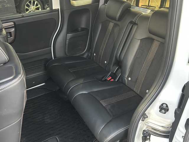 ホンダ Ｎ ＢＯＸ カスタム G EX ターボ ホンダセンシング 長野県 2018(平30)年 4.5万km プラチナホワイトパール 禁煙車/純正8インチナビ【VXU-185NBi】/（CD/DVD/フルセグTV/Bluetooth）/ホンダセンシング/・衝突軽減ブレーキ/・誤発進抑制機能/・後方誤発進抑制機能/・歩行者事故低減ステアリング/・オートハイビーム/・標識認識機能/・路外逸脱抑制機能/・先行車発進お知らせ機能/・アダプティブクルーズコントロール/バックカメラ/ビルトインETC/シートヒーター（D・N席）/ドライブレコーダー/両側パワースライドドア/オートエアコン（イオン）/革巻きステアリング/パドルシフト/ステアリングスイッチ/LEDヘッドライト/フォグランプ/オートライト/スマートキー/Pスタート/電動格納ミラー/純正15インチAW/純正フロアマット