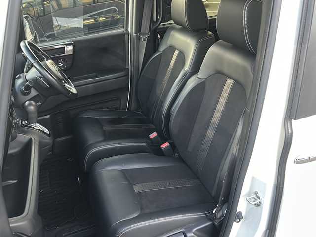 ホンダ Ｎ ＢＯＸ カスタム G EX ターボ ホンダセンシング 長野県 2018(平30)年 4.5万km プラチナホワイトパール 禁煙車/純正8インチナビ【VXU-185NBi】/（CD/DVD/フルセグTV/Bluetooth）/ホンダセンシング/・衝突軽減ブレーキ/・誤発進抑制機能/・後方誤発進抑制機能/・歩行者事故低減ステアリング/・オートハイビーム/・標識認識機能/・路外逸脱抑制機能/・先行車発進お知らせ機能/・アダプティブクルーズコントロール/バックカメラ/ビルトインETC/シートヒーター（D・N席）/ドライブレコーダー/両側パワースライドドア/オートエアコン（イオン）/革巻きステアリング/パドルシフト/ステアリングスイッチ/LEDヘッドライト/フォグランプ/オートライト/スマートキー/Pスタート/電動格納ミラー/純正15インチAW/純正フロアマット