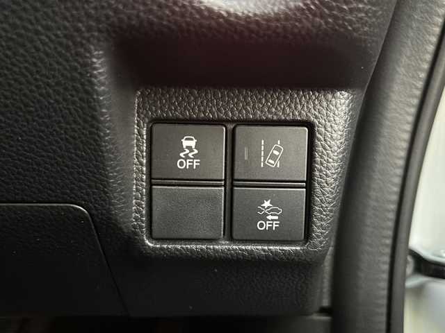 ホンダ Ｎ ＢＯＸ カスタム G EX ターボ ホンダセンシング 長野県 2018(平30)年 4.5万km プラチナホワイトパール 禁煙車/純正8インチナビ【VXU-185NBi】/（CD/DVD/フルセグTV/Bluetooth）/ホンダセンシング/・衝突軽減ブレーキ/・誤発進抑制機能/・後方誤発進抑制機能/・歩行者事故低減ステアリング/・オートハイビーム/・標識認識機能/・路外逸脱抑制機能/・先行車発進お知らせ機能/・アダプティブクルーズコントロール/バックカメラ/ビルトインETC/シートヒーター（D・N席）/ドライブレコーダー/両側パワースライドドア/オートエアコン（イオン）/革巻きステアリング/パドルシフト/ステアリングスイッチ/LEDヘッドライト/フォグランプ/オートライト/スマートキー/Pスタート/電動格納ミラー/純正15インチAW/純正フロアマット