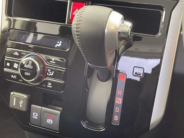 トヨタ ルーミー カスタムG－T 千葉県 2025(令7)年 0.1千km ブラックマイカメタリック/パールホワイト2トーン 登録済未使用車/純正ディスプレイオーディオ/　Bluetooth/フルセグTV/　Apple car play/Android Auto/スマートアシスト/レーダークルーズコントロール/車線逸脱警報/衝突軽減ブレーキ/クリアランスソナー/アラウンドビューモニター/先行車発進警報/ロードサインアシスト/電動パーキング/オートホールド/オートハイビーム/両側パワスラ/前席シートヒーター/LEDライト/フォグランプ/ロールサンシェード/シートバックテーブル/フロアマット