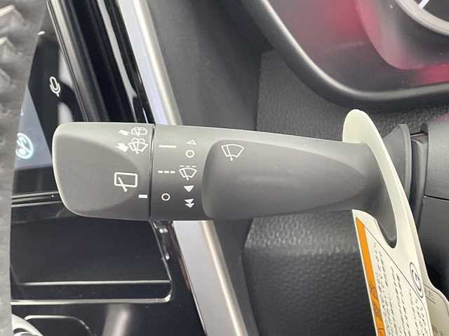 トヨタ ルーミー カスタムG－T 千葉県 2025(令7)年 0.1千km ブラックマイカメタリック/パールホワイト2トーン 登録済未使用車/純正ディスプレイオーディオ/　Bluetooth/フルセグTV/　Apple car play/Android Auto/スマートアシスト/レーダークルーズコントロール/車線逸脱警報/衝突軽減ブレーキ/クリアランスソナー/アラウンドビューモニター/先行車発進警報/ロードサインアシスト/電動パーキング/オートホールド/オートハイビーム/両側パワスラ/前席シートヒーター/LEDライト/フォグランプ/ロールサンシェード/シートバックテーブル/フロアマット