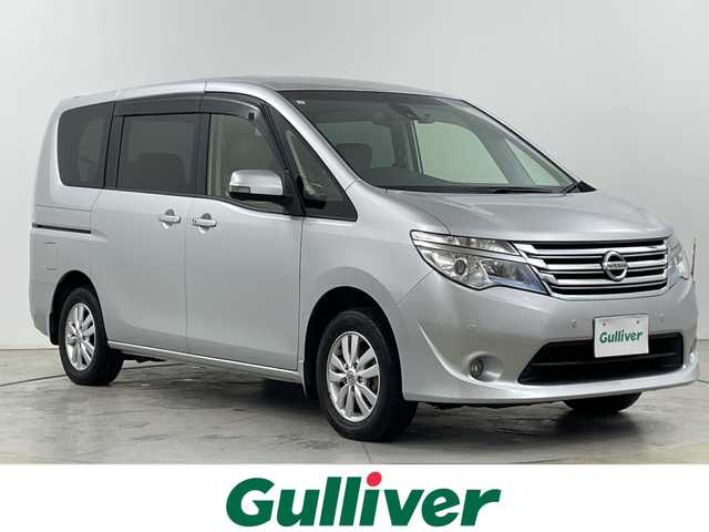 日産 セレナ 道央・札幌 2015(平27)年 6.7万km シルバー ・４WD/エマージェンシーブレーキ/・純正ナビ  フルセグ/BT/CD/DVD/SD/・ワンオーナー/・アラウンドビューモニター/・クルーズコントロール/・レーンキープアシスト/・両側パワースライドドア/・LEDオートライト/・ETC/・積込冬タイヤAWセット/・純正フロアマット/・フォグランプ