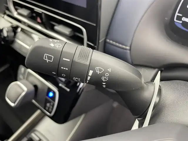 トヨタ アクア Z 富山県 2024(令6)年 0.1千km パール ディーラーディスプレイオーディオ/（AM/FM/BT)/バックカメラ/前後コーナーセンサー/レーンキープアシスト/衝突被害軽減システム/ダブルサイドエアバック/クルーズコントロール/ドアバイザー/アイドリングストップ/ハンドルヒーター/パワーシート/100V充電/プッシュスタート/ウィンカーミラー/オートライト/オートマチックハイビーム/ETC/フロアマット