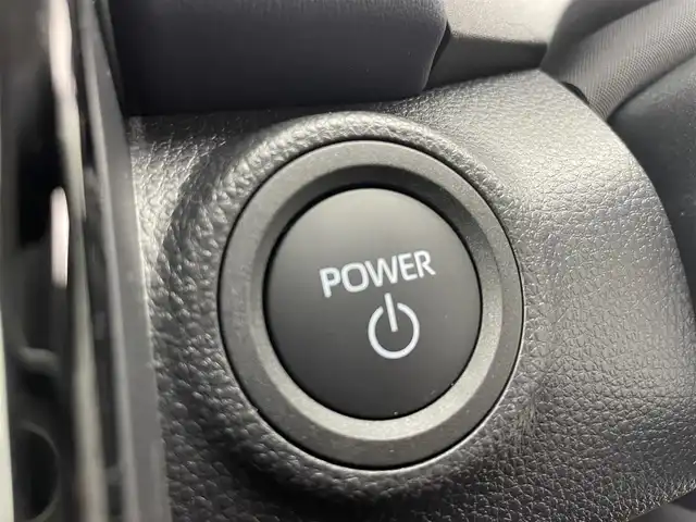 トヨタ アクア Z 富山県 2024(令6)年 0.1千km パール ディーラーディスプレイオーディオ/（AM/FM/BT)/バックカメラ/前後コーナーセンサー/レーンキープアシスト/衝突被害軽減システム/ダブルサイドエアバック/クルーズコントロール/ドアバイザー/アイドリングストップ/ハンドルヒーター/パワーシート/100V充電/プッシュスタート/ウィンカーミラー/オートライト/オートマチックハイビーム/ETC/フロアマット