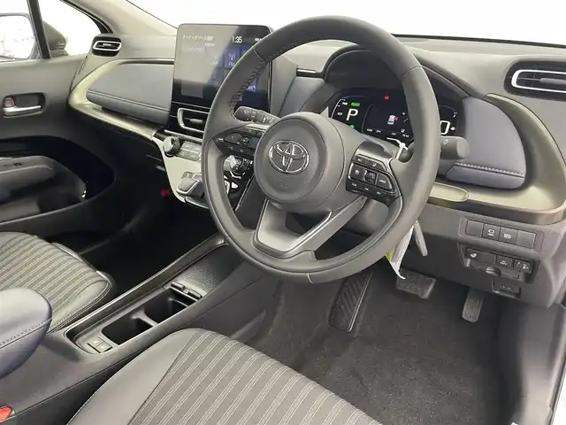 トヨタ アクア Z 富山県 2024(令6)年 0.1千km パール ディーラーディスプレイオーディオ/（AM/FM/BT)/バックカメラ/前後コーナーセンサー/レーンキープアシスト/衝突被害軽減システム/ダブルサイドエアバック/クルーズコントロール/ドアバイザー/アイドリングストップ/ハンドルヒーター/パワーシート/100V充電/プッシュスタート/ウィンカーミラー/オートライト/オートマチックハイビーム/ETC/フロアマット