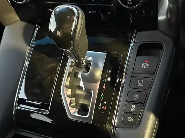 トヨタ アルファード S Cパッケージ 滋賀県 2018(平30)年 0.9万km ブラック 純正10型ナビ/（CD/DVD/フルセグTV/SD/BT）/レーダークルーズコントロール/純正フリップダウンモニター/TRDエアロ（F/S/R）/バックカメラ/ビルトインETC2.0/ドライブレコーダー/両側パワースライドドア/クリアランスソナー/パワーバックドア/ハーフレザーシート/パワーシート/ステアリングヒーター/電動パーキングブレーキ/オートブレーキホールド/社外フロアマット/LEDヘッドライト/純正18インチAW