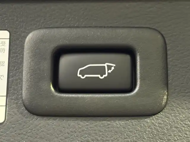 トヨタ アルファード S Cパッケージ 滋賀県 2018(平30)年 0.9万km ブラック 純正10型ナビ/（CD/DVD/フルセグTV/SD/BT）/レーダークルーズコントロール/純正フリップダウンモニター/TRDエアロ（F/S/R）/バックカメラ/ビルトインETC2.0/ドライブレコーダー/両側パワースライドドア/クリアランスソナー/パワーバックドア/ハーフレザーシート/パワーシート/ステアリングヒーター/電動パーキングブレーキ/オートブレーキホールド/社外フロアマット/LEDヘッドライト/純正18インチAW