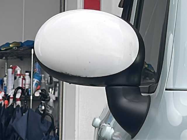 スズキ ラパン リミテッド 京都府 2011(平23)年 10.7万km アロマティックアクアメタリック/スペリアホワイト 禁煙車/2トーンカラー/シートヒーター/プッシュスタート/スマートキー/CD再生/電動格納ミラー/ドアバイザー