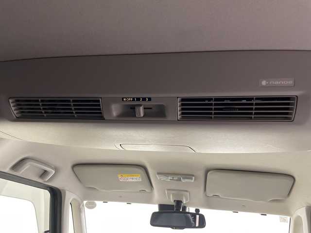 日産 デイズ ルークス ハイウェイスターX Gパッケージ 愛媛県 2017(平29)年 5.4万km ブラック 純正ＳＤナビ/フルセグTV　Bluetooth DVD再生/アラウンドビューモニター/両側パワースライドドア/エマージェンシーブレーキ/ETC/純正15インチアルミホイール/純正フロアマット/オートマチックハイビーム/LEDヘッドライト