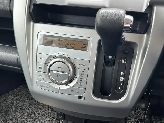 スズキ ハスラー G 群馬県 2017(平29)年 2.9万km フェニックスレッドパール/ブルーイッシュブラックパール (株)IDOMが運営する【じしゃロン伊勢崎店】の自社ローン専用車両になりますこちらは現金またはオートローンご利用時の価格です。自社ローンご希望の方は別途その旨お申付け下さい/レーダーブレーキ/社外メモリーナビゲーション/CD/SD/ワンセグTV/前席シートヒーター/HIDヘッドライト/オートライト/アイドリングストップ/ドアバイザー/純正フロアマット