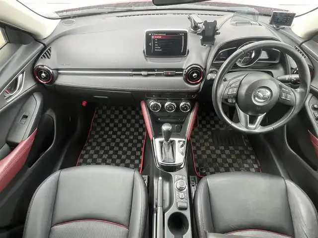 マツダ ＣＸ－３ XD ツーリング 秋田県 2015(平27)年 9.3万km ソウルレッドプレミアムメタリック 純正ナビ/衝突軽減システム/LEDヘッドライト/４WD/スマートキー/フルセグ/バックカメラ/プッシュスタート/アイドリングストップ/前席シートヒーター/クルーズコントロール/ブラインドスポットモニター/パドルシフト/MTモード付AT/社外アルミ/社外フロアマット/ステアリングスイッチ/純正エンジンスターター/ETC/オートライト/オートエアコン/パワーステアリング/パワーウィンドウ/電動格納ウィンカーミラー