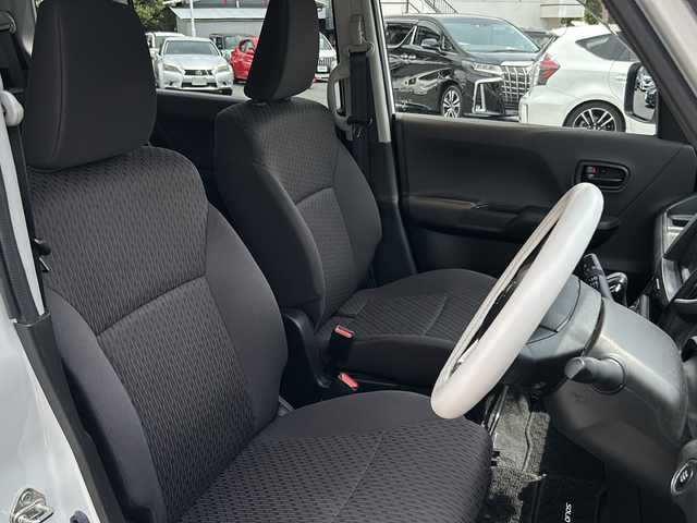 スズキ ソリオ G 東京都 2017(平29)年 2.3万km ピュアホワイトP ・ワンオーナー/・SDナビ/（フルセグ/Bluetooth/AUX）/・前後ドライブレコーダー/・左側パワースライドドア/・純正フロアマット/・シートヒーター/・スマートキー/・スペアキー/・プッシュスタート/・保証書/・取説書