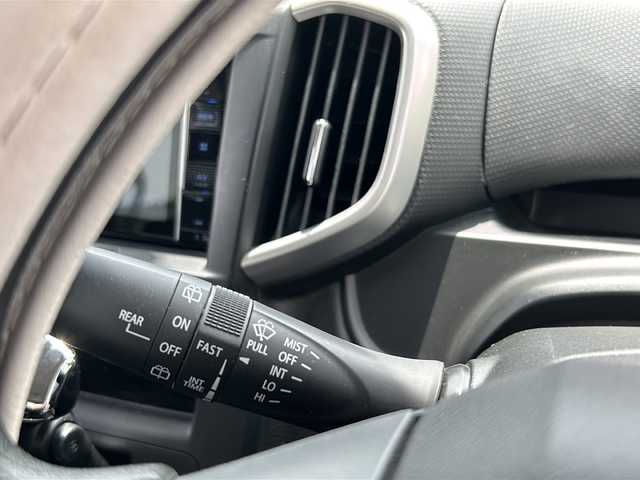 スズキ ソリオ G 東京都 2017(平29)年 2.3万km ピュアホワイトP ・ワンオーナー/・SDナビ/（フルセグ/Bluetooth/AUX）/・前後ドライブレコーダー/・左側パワースライドドア/・純正フロアマット/・シートヒーター/・スマートキー/・スペアキー/・プッシュスタート/・保証書/・取説書