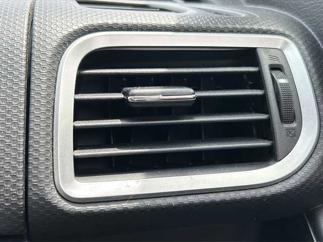 スズキ ソリオ G 東京都 2017(平29)年 2.3万km ピュアホワイトP ・ワンオーナー/・SDナビ/（フルセグ/Bluetooth/AUX）/・前後ドライブレコーダー/・左側パワースライドドア/・純正フロアマット/・シートヒーター/・スマートキー/・スペアキー/・プッシュスタート/・保証書/・取説書