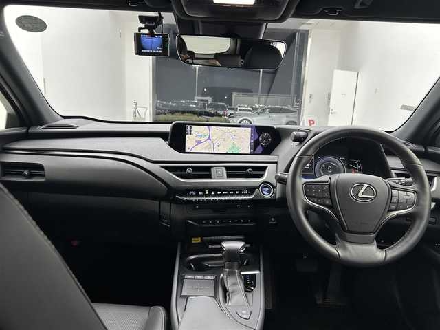 レクサス ＵＸ 250h バージョンL 宮城県 2020(令2)年 1.9万km テレーンカーキマイカM 純正12.3インチナビ/（CD/DVD/SD/BT/フルセグTV/USB/ミラキャスト/AUX）/ビルトインETC/フルレザーシート/ND席シートヒーター&エアシート/ND席パワーシート/社外前後ドラレコ/D席メモリーシート/EVモード/ブレーキホールド/PCS/レーンキープアシスト/BSM/PKSA/レーダークルーズ/コーナーセンサー/ステアリングヒーター/ステアリングリモコン/置くだけ充電