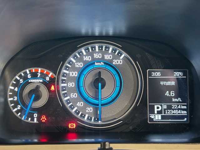スズキ クロスビー HYBRID MZ 宮城県 2018(平30)年 12.4万km ミネラルグレーM 4WD/純正ナビ/アラウンドビューモニター/スズキセーフティーサポート/・全方位モニター用カメラ/・車線維持支援機能/・車線逸脱支援機能/・ふらつき警報機能/・ハイビームアシスト/クルーズコントロール/デュアルセンサーブレーキサポート/グリップコントロール/ヒルディセントコントロール/サイドアンダーミラー付きドアミラー/インタークーラーターボ/前席シートヒーター/オートライト/LEDヘッドランプ/LEDフロントフォグランプ/LEDポジションランプ/フルセグTV/Bluetooth、CD、DVD/純正ETC/純正フロアマット/純正アルミホイール