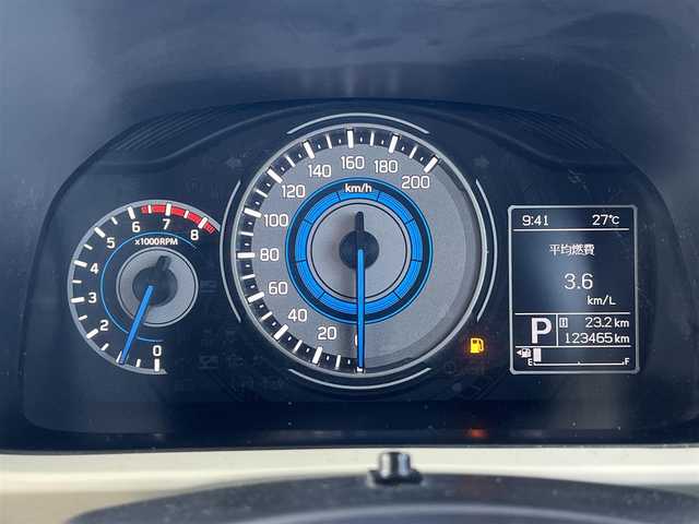 スズキ クロスビー HYBRID MZ 秋田県 2018(平30)年 12.4万km ミネラルグレーM ４WD/ターボ/LEDヘッドライト/純正ナビ/衝突軽減システム/ワンセグ/全方位カメラ/純正アルミ/スマートキー/アイドリングストップ/コーナーセンサー/プッシュスタート/クルーズコントロール/ダウンヒルアシストコントロール/レーンキープアシスト/オートマチックハイビーム/ドライブレコーダー/前席シートヒーター/純正フロアマット/純正ドアバイザー/パドルシフト/ステアリングスイッチ/ETC/オートライト/オートエアコン/パワーステアリング/パワーウィンドウ/横滑り防止/盗難防止装置/電動格納ウィンカーミラー/保証書/取扱説明書/記録簿
