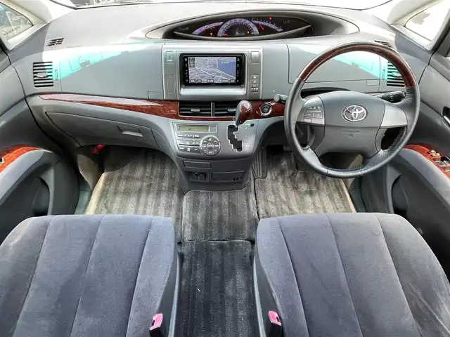 トヨタ エスティマ アエラス Gエディション 福岡県 2012(平24)年 7.8万km ホワイトパールクリスタルシャイン (株)IDOMが運営する【じしゃロン八幡西店】の自社ローン専用車両になります。こちらは現金またはオートローンご利用時の価格です。自社ローンご希望の方は別途その旨お申付け下さい/純正ナビ(NHZA-W61G)/【Bluetooth・DVD・CD・フルセグTV】/バックカメラ/フリップダウンモニター/前後ドライブレコーダー/フロントフォグランプ/全席パワーウィンドウ/両側パワースライドドア/クルーズコントロール/純正フロントエアロ/純正リアスポイラー/純正アルミホイール
