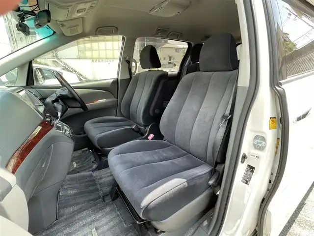 トヨタ エスティマ アエラス Gエディション 福岡県 2012(平24)年 7.8万km ホワイトパールクリスタルシャイン (株)IDOMが運営する【じしゃロン八幡西店】の自社ローン専用車両になります。こちらは現金またはオートローンご利用時の価格です。自社ローンご希望の方は別途その旨お申付け下さい/純正ナビ(NHZA-W61G)/【Bluetooth・DVD・CD・フルセグTV】/バックカメラ/フリップダウンモニター/前後ドライブレコーダー/フロントフォグランプ/全席パワーウィンドウ/両側パワースライドドア/クルーズコントロール/純正フロントエアロ/純正リアスポイラー/純正アルミホイール