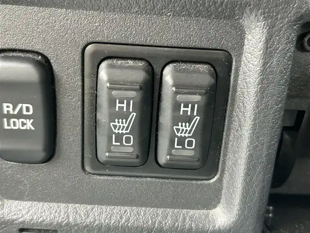 三菱 パジェロ ロング スーパーエクシード 山形県 2015(平27)年 8.2万km クォーツブラウンメタリック 4WD/サンルーフ/ロックフォードサウンドシステム/純正SDナビ/　　【CD DVD BT フルセグ USB AUX】/バックカメラ/クルーズコントロール/HIDオートヘッドライト/レザーシート/シートヒーター/パワーシート/純正18インチアルミホイール/ステアリングスイッチ/MTモード付AT/IC付ターボ/電動格納ウィンカーミラー/フォグランプ/WAC/リモコンキー×2/ETC