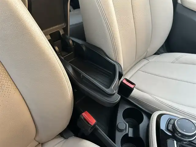 ＢＭＷ ２１８ｄ グランツアラー ラグジュアリー 福岡県 2016(平28)年 6.8万km プラチナシルバー インテリジェントセーフティ/ベージュレザーシート/前席シートヒーター/純正ナビ/Bluetooth/バックカメラ/LEDヘッドライト/オートライト/フロントフォグランプ/リアフォグランプ/ステアリングスイッチ/パークディスタンスコントロール　/純正１７インチアルミホイール　/ミラー一体型ＥＴＣ/取扱説明書/スペアキー×1
