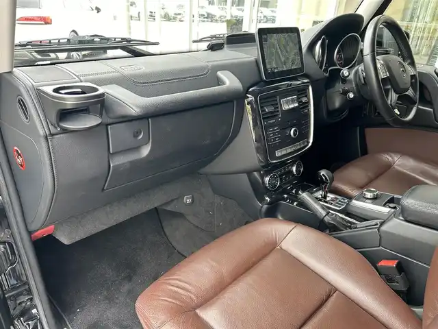 メルセデス・ベンツ ゲレンデヴァーゲン Ｇ３５０ｄ 福岡県 2017(平29)年 6.1万km オブシディアンブラック ラグジュアリーパッケージ/サンルーフ/harman/kardon/アダプティブクルーズコントロール/ブラインドスポットモニター/純正ナビ/Applecarplay/androidauto/Bluetooth/フルセグTV/バックカメラ/サイドカメラ/茶革シート/シートヒーター/オートライト/純正18インチアルミホイール/ドライブレコーダー/ETC