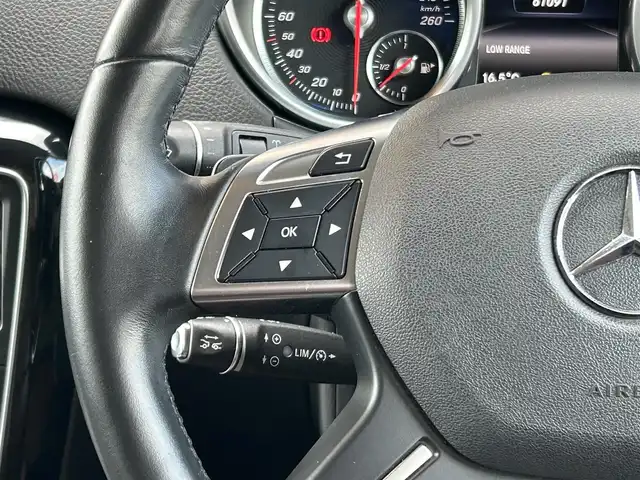 メルセデス・ベンツ ゲレンデヴァーゲン Ｇ３５０ｄ 福岡県 2017(平29)年 6.1万km オブシディアンブラック ラグジュアリーパッケージ/サンルーフ/harman/kardon/アダプティブクルーズコントロール/ブラインドスポットモニター/純正ナビ/Applecarplay/androidauto/Bluetooth/フルセグTV/バックカメラ/サイドカメラ/茶革シート/シートヒーター/オートライト/純正18インチアルミホイール/ドライブレコーダー/ETC