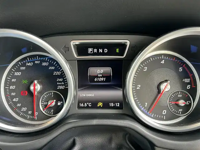 メルセデス・ベンツ ゲレンデヴァーゲン Ｇ３５０ｄ 福岡県 2017(平29)年 6.1万km オブシディアンブラック ラグジュアリーパッケージ/サンルーフ/harman/kardon/アダプティブクルーズコントロール/ブラインドスポットモニター/純正ナビ/Applecarplay/androidauto/Bluetooth/フルセグTV/バックカメラ/サイドカメラ/茶革シート/シートヒーター/オートライト/純正18インチアルミホイール/ドライブレコーダー/ETC