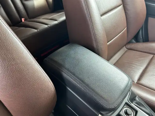 メルセデス・ベンツ ゲレンデヴァーゲン Ｇ３５０ｄ 福岡県 2017(平29)年 6.1万km オブシディアンブラック ラグジュアリーパッケージ/サンルーフ/harman/kardon/アダプティブクルーズコントロール/ブラインドスポットモニター/純正ナビ/Applecarplay/androidauto/Bluetooth/フルセグTV/バックカメラ/サイドカメラ/茶革シート/シートヒーター/オートライト/純正18インチアルミホイール/ドライブレコーダー/ETC