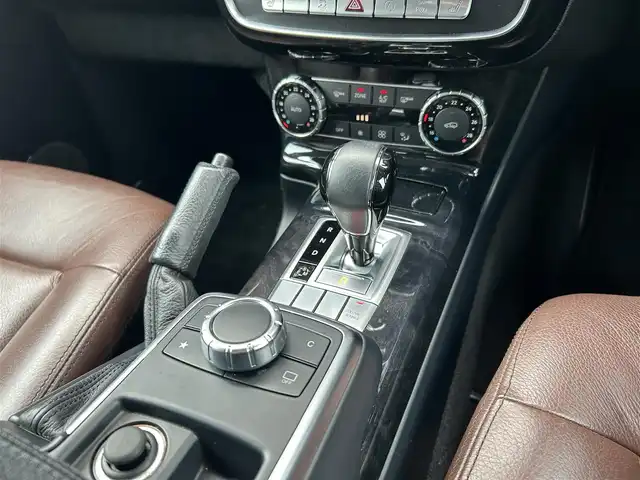 メルセデス・ベンツ ゲレンデヴァーゲン Ｇ３５０ｄ 福岡県 2017(平29)年 6.1万km オブシディアンブラック ラグジュアリーパッケージ/サンルーフ/harman/kardon/アダプティブクルーズコントロール/ブラインドスポットモニター/純正ナビ/Applecarplay/androidauto/Bluetooth/フルセグTV/バックカメラ/サイドカメラ/茶革シート/シートヒーター/オートライト/純正18インチアルミホイール/ドライブレコーダー/ETC