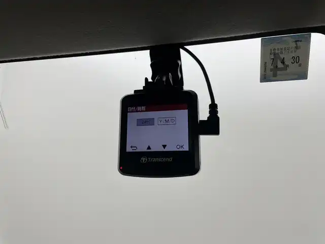スズキ クロスビー HYBRID MZ 群馬県 2018(平30)年 6.8万km キャラバンアイボリーパールメタリック/ホワイト 2トーンルーフ 純正8インチSDナビ/・フルセグTV/Bluetooth/CD/DVD/全周囲カメラ/迷彩柄サイドデカール/スズキセーフティサポート/・デュアルセンサーブレーキサポート/・後退時ブレーキサポート/・ハイビームアシスト/・車線逸脱警報機能/・ふらつき警報機能/・先行車発進お知らせ機能/・標識認識機能/・誤発進抑制機能（前後）/クルーズコントロール/社外ドライブレコーダー/前席シートヒーター/衝突被害軽減ブレーキ/レーンキープアシスト/LEDヘッドライト/パドルシフト/純正フロアマット/純正16インチAW