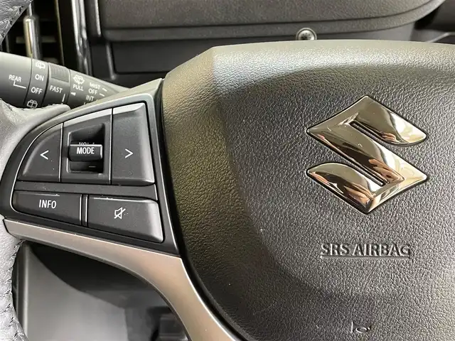 スズキ ソリオ バンディット HV MV 岩手県 2022(令4)年 2.3万km ピュアホワイトP ワンオーナー/４WD/両側パワースライドドア/ヘッドアップディスプレイ/スズキセーフティサポート/デュアルカメラブレーキサポート/車線逸脱警報/アダプティブクルーズコントロール/リヤパーキングセンサー/誤発進抑制機能/横滑り防止装置/アイドリングストップ/オートハイビーム/シートヒーター/純正KENWOODナビ/フルセグTV/ステアリングスイッチ/ETC/LEDヘッドライト/純正15インチアルミホイール