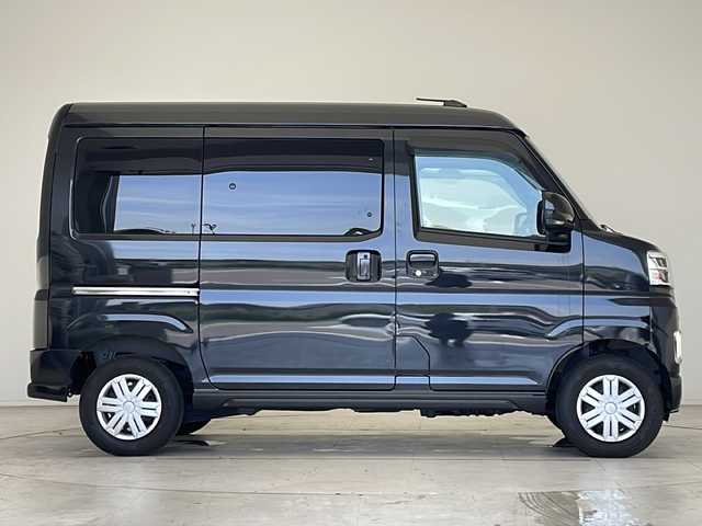 ダイハツ アトレー バン RS 愛知県 2021(令3)年 2.3万km ブラックマイカメタリック 衝突軽減システム/純正ナビ/クルーズコントロール/フルセグ/CD DVD/Bluetooth/バックカメラ/コーナーセンサー/LEDヘッドライト/オートライト/ドライブレコーダー/ETC2.0/ステアリングスイッチ/スマートキー/プッシュスタート