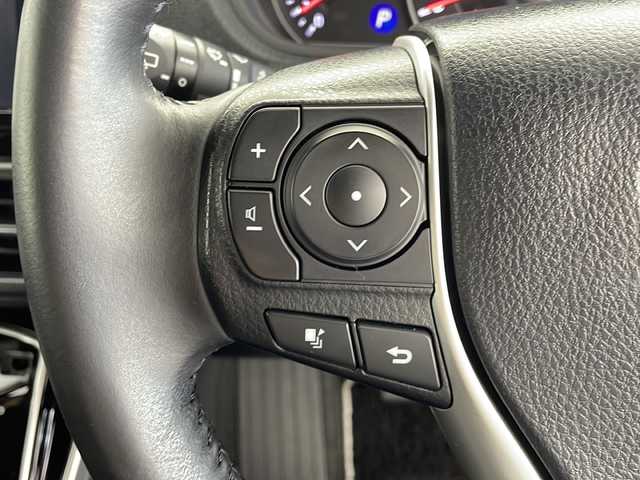 トヨタ ヴォクシー ZS 煌Ⅲ 鹿児島県 2021(令3)年 2.9万km ブラック Toyota Safety Sense/純正9型ナビ/Bluetooth DVD HDMI/フルセグTV/バックカメラ/純正12.1型フリップダウンモニター /両側電動スライドドア/ビルトインETC/レーダークルーズコントロール/前方ドライブレコーダー/前後コーナーセンサー/LEDヘッドライト/フォグライト/オートライトコントロール/レーンキープアシスト/純正16インチアルミホイール/ステアリングスイッチ/スマートキー/エンジンプッシュスタート/保証書/取扱説明書
