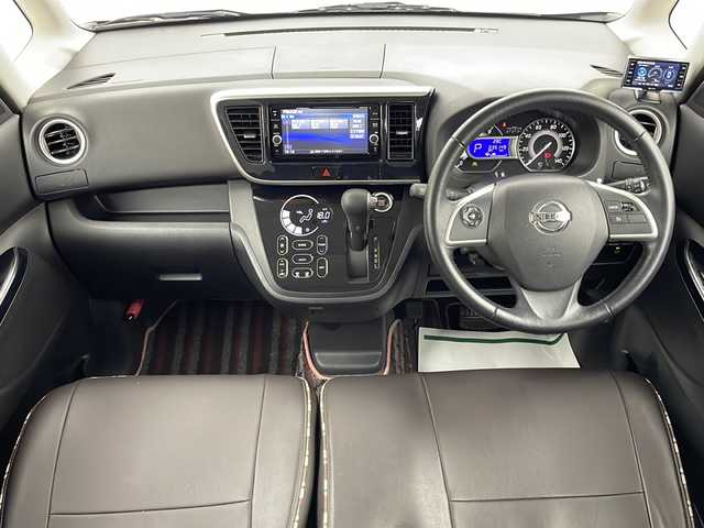 日産 デイズ ルークス ハイウェイスター Gターボ 宮城県 2018(平30)年 3.6万km プレミアムパープルP 禁煙車/1オーナー/アラウンドビューモニター/エマージェンシーブレーキ/クルーズコントロール/オートハイビーム/純正ナビ　地図SD無/・AUX.CD.DVD.BT.HDMI/フルセグTV/両側パワースライドドア/LEDヘッドライト/フォグランプ/純正ドライブレコーダー/ステアリングスイッチ/アイドリングストップ/横滑り防止装置/レザー調シートカバー/社外レーダー/プッシュスタート/スマートキー×2/純正15inAW/純正フロアマット