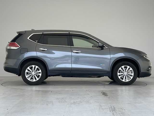 日産 エクストレイル ハイブリッド 20X エマージェンシーブレーキ 愛知県 2017(平29)年 4.7万km ダークメタルグレー 衝突軽減システム/純正ナビ/シートヒーター/フルセグ/CD DVD/Bluetooth/バックカメラ/コーナーセンサー/純正アルミホイール/LEDヘッドライト/オートライト/ドライブレコーダー/ETC/ステアリングスイッチ/スマートキー/プッシュスタート