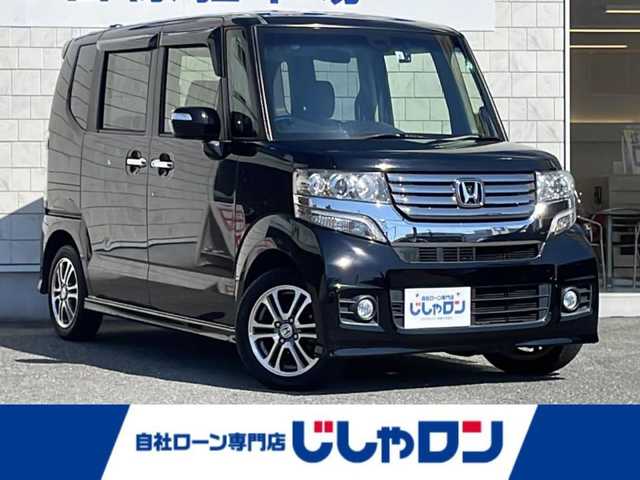ホンダ Ｎ ＢＯＸ カスタム G SSパッケージ 山口県 2015(平27)年 8万km スマートブラック (株)IDOMが運営する【じしゃロン宇部店】の自社ローン専用車両になります。こちらは現金またはオートローンご利用時の価格です。自社ローンご希望の方は別途その旨お申付け下さい。/Ｂｌｕｅｔｏｏｔｈ接続/両側パワースライドドア/バックカメラ/社外ナビ/フルセグＴＶ/ディスチャージライト/プッシュスタート/スマートキー/ドライブレコーダー/チップアップシート/純正フロアマット