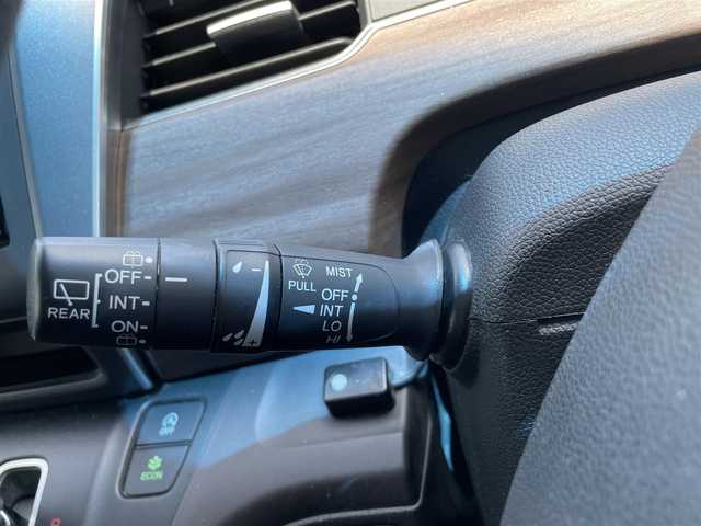 ホンダ フリード G ホンダセンシング 栃木県 2020(令2)年 7万km プラチナホワイトパール 純正SDナビ/Bluetooth CD DVD USB /TV ワンセグ/バックカメラ/ドライブレコーダー/ETC/両側パワースライドドア/ホンダセンシング/追従式クルーズコントロール/横滑り防止装置/コーナーセンサー/レーンキープアシスト/オートライト/LEDヘッドライト/衝突被害軽減システム/アイドリングストップ/プリクラッシュセーフティ