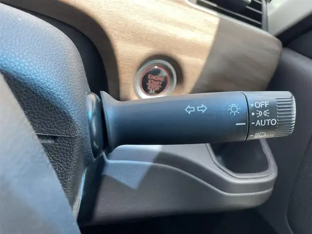 ホンダ フリード G ホンダセンシング 栃木県 2020(令2)年 7万km プラチナホワイトパール 純正SDナビ/Bluetooth CD DVD USB /TV ワンセグ/バックカメラ/ドライブレコーダー/ETC/両側パワースライドドア/ホンダセンシング/追従式クルーズコントロール/横滑り防止装置/コーナーセンサー/レーンキープアシスト/オートライト/LEDヘッドライト/衝突被害軽減システム/アイドリングストップ/プリクラッシュセーフティ
