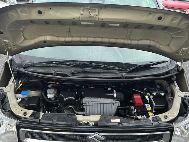 スズキ ワゴンＲ HYBRID FX 埼玉県 2020(令2)年 1.3万km アーバンブラウンパールメタリック スズキ セーフティサポート/ ・衝突被害軽減ブレーキ/ ・誤発進抑制機能/ ・車線逸脱抑制機能/純正CD/ドライブレコーダー（前方）/運転席シートヒーター/オートライト/ドアバイザー/スペアキー１ヶ/保証書/取扱説明書
