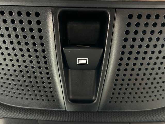 メルセデス・ベンツ Ｅ２２０ｄ アバンギャルド スポーツ 宮城県 2016(平28)年 5.8万km ダイヤモンドホワイト サンルーフ/ブルーメスターサウンドシステム/純正ナビ/全方位カメラ/フルセグTV/Bluetooth/アクティブブレーキアシスト/レーダークルーズコントロール/アクティブレーンキープアシスト/ブラインドスポットアシスト/前後コーナーセンサー/道路標示アシスト/MTモード付きAT/パドルシフト/電動リアゲート/レザーシート/全席ヒートシーター/シートメモリー/パワーシート/LEDヘッドライト/オートライト/純正ドライブレコーダー/純正ETC/純正アルミホイール/純正フロアマット
