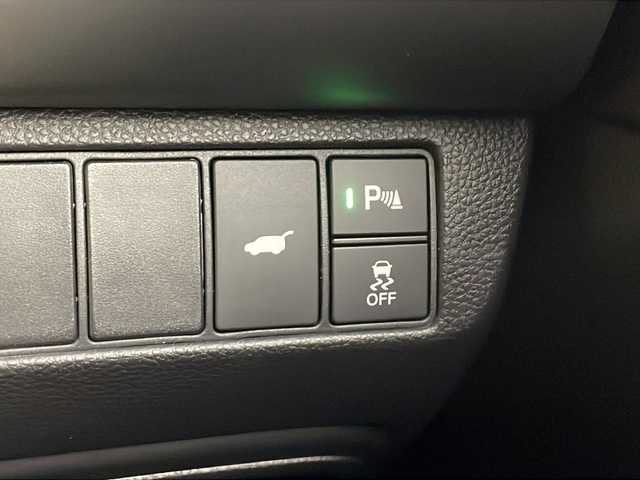 ホンダ ヴェゼル ハイブリッド e:HEV Z 愛知県 2025(令7)年 0.1千km クリスタルブラックパール /R7年10月登録済未使用車//純正HondaCONNECTナビ//フルセグTV/AMFM/Bluetooth/USB/AppleCarPlay/AndroidAuto//ビルトインETC2.0//バックカメラ//HondaSENSING//アダプティブクルーズコントロール//パーキングセンサーシステム//ブラインドスポットモニター//アダプティブドライビングビーム//後退出庫サポート//フルLEDヘッドランプ//オートライト//LEDアクティブコーナリングライト//LEDフォグランプ//フルLEDリアコンビランプ//ハンズフリーパワーテールゲート//プライムスムースコンビシート//前席シートヒーター//革巻きステアリング//ステアリングスイッチ//ステアリングヒーター//パドルシフト式減速セレクター//純正18インチアルミホイール//電子パーキングブレーキ//ブレーキホールド//ヒルディセントコントロール//プッシュスタート//電動格納ミラー//アイドリングストップ