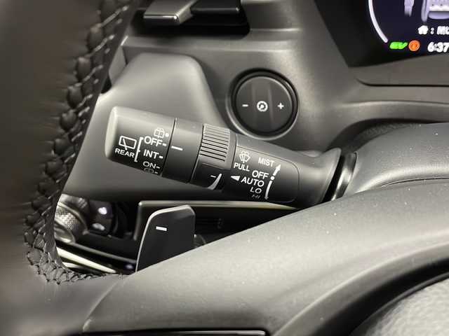 ホンダ ヴェゼル ハイブリッド e:HEV Z 愛知県 2025(令7)年 0.1千km クリスタルブラックパール /R7年10月登録済未使用車//純正HondaCONNECTナビ//フルセグTV/AMFM/Bluetooth/USB/AppleCarPlay/AndroidAuto//ビルトインETC2.0//バックカメラ//HondaSENSING//アダプティブクルーズコントロール//パーキングセンサーシステム//ブラインドスポットモニター//アダプティブドライビングビーム//後退出庫サポート//フルLEDヘッドランプ//オートライト//LEDアクティブコーナリングライト//LEDフォグランプ//フルLEDリアコンビランプ//ハンズフリーパワーテールゲート//プライムスムースコンビシート//前席シートヒーター//革巻きステアリング//ステアリングスイッチ//ステアリングヒーター//パドルシフト式減速セレクター//純正18インチアルミホイール//電子パーキングブレーキ//ブレーキホールド//ヒルディセントコントロール//プッシュスタート//電動格納ミラー//アイドリングストップ