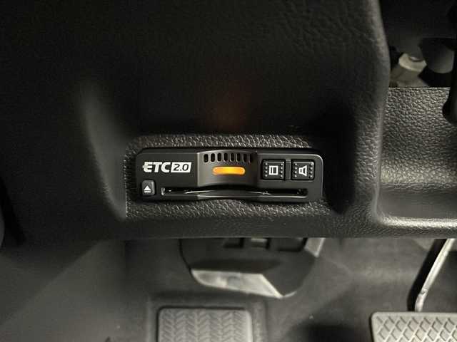 ホンダ ヴェゼル ハイブリッド e:HEV Z 愛知県 2025(令7)年 0.1千km クリスタルブラックパール /R7年10月登録済未使用車//純正HondaCONNECTナビ//フルセグTV/AMFM/Bluetooth/USB/AppleCarPlay/AndroidAuto//ビルトインETC2.0//バックカメラ//HondaSENSING//アダプティブクルーズコントロール//パーキングセンサーシステム//ブラインドスポットモニター//アダプティブドライビングビーム//後退出庫サポート//フルLEDヘッドランプ//オートライト//LEDアクティブコーナリングライト//LEDフォグランプ//フルLEDリアコンビランプ//ハンズフリーパワーテールゲート//プライムスムースコンビシート//前席シートヒーター//革巻きステアリング//ステアリングスイッチ//ステアリングヒーター//パドルシフト式減速セレクター//純正18インチアルミホイール//電子パーキングブレーキ//ブレーキホールド//ヒルディセントコントロール//プッシュスタート//電動格納ミラー//アイドリングストップ