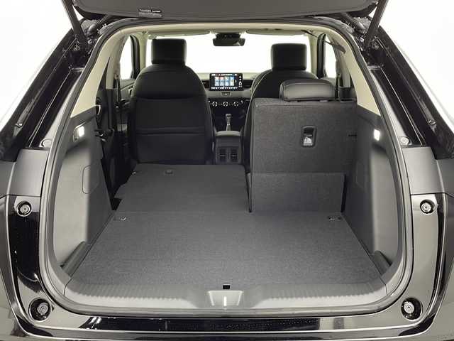 ホンダ ヴェゼル ハイブリッド e:HEV Z 愛知県 2025(令7)年 0.1千km クリスタルブラックパール /R7年10月登録済未使用車//純正HondaCONNECTナビ//フルセグTV/AMFM/Bluetooth/USB/AppleCarPlay/AndroidAuto//ビルトインETC2.0//バックカメラ//HondaSENSING//アダプティブクルーズコントロール//パーキングセンサーシステム//ブラインドスポットモニター//アダプティブドライビングビーム//後退出庫サポート//フルLEDヘッドランプ//オートライト//LEDアクティブコーナリングライト//LEDフォグランプ//フルLEDリアコンビランプ//ハンズフリーパワーテールゲート//プライムスムースコンビシート//前席シートヒーター//革巻きステアリング//ステアリングスイッチ//ステアリングヒーター//パドルシフト式減速セレクター//純正18インチアルミホイール//電子パーキングブレーキ//ブレーキホールド//ヒルディセントコントロール//プッシュスタート//電動格納ミラー//アイドリングストップ