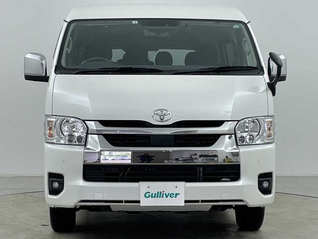 トヨタ ハイエース GL 道央・札幌 2022(令4)年 1.8万km ホワイトパールクリスタルシャイン ・４ＷＤ/・純正ナビ＆ＴＶ＆ＢＴ＆ＣＤ/・全方向カメラ/・ＴＳＳ/・ＬＤＡ/・横滑り防止装置/・寒冷地仕様/・フロントワイパーデアイサー/・ドアミラーヒーター/・デジタルインナーミラー/・オートライト/・オートマチックハイビーム/・ＬＥＤヘッドライト/・前後フォグランプ/・純正ビルトインＥＴＣ