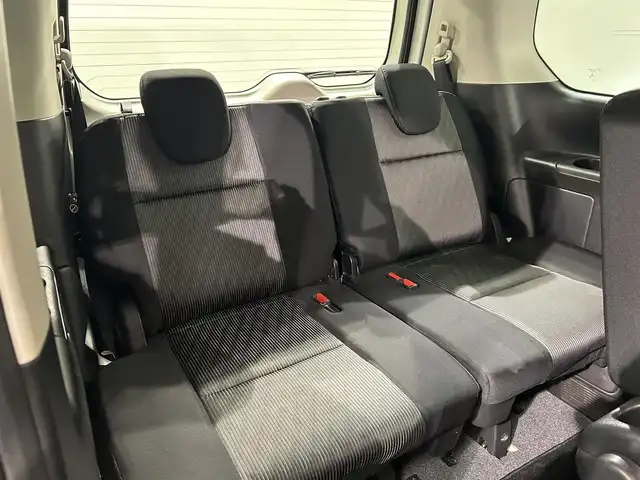 日産 セレナ ハイウェイスター V 愛知県 2020(令2)年 6.1万km ブリリアントホワイトパール 純正10インチナビ/純正フリップダウンモニター/プロパイロット/両側電動スライドドア/アラウンドビューモニター/LEDヘッドライト/ETC/ドライブレコーダー/ブラインドスポットモニター/フルセグTV/Bluetooth/コーナーセンサー/レーンキープアシスト/パーキングアシスト/オートハイビーム/プッシュスタート/USB接続/HDMI接続/スマートキー/CD/DVD再生/アイドリングストップ/ミュージックサーバー/ミュージックプレイヤー接続/純正フロアマット/純正アルミホイール/オートライト/革調シートカバー/禁煙車/後期モデル/ウィンカーミラー/電動格納ミラー/フォグランプ/Wエアコン/電動パーキングブレーキ/オートブレーキホールド/ステアリングリモコン/ハンズフリーパワースライドドア