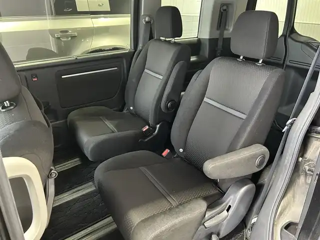 ホンダ ステップワゴン スパーダ ホンダセンシング 岐阜県 2017(平29)年 7万km プレミアムスパークルブラックパール ワンオーナー　/ホンダセンシング　/カロッツェリア製ナビ/（フルセグ・bluetooth・CD・DVD)　/ビルトインETC　/両側パワースライドドア　/ウォークスルー　/セカンドシートサンバイザー/スマートキー×2　/電格ミラー/LEDヘッドライト/保証書　/取扱説明書