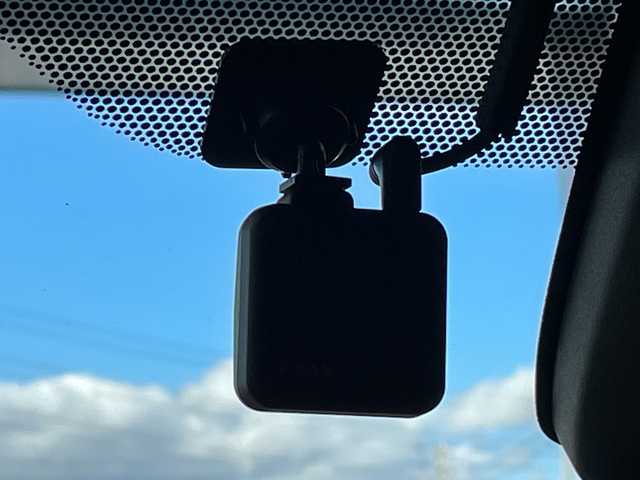 トヨタ ランドクルーザー プラド TX 岐阜県 2022(令4)年 1.6万km ブラック サンルーフ/モデリスタエアロ/純正9インチディスプレイオーディオ/(Bluetooth/フルセグTV/Miracast/USB)/パノラミックビューモニター　/トヨタセーフティセンス/プリクラッシュセーフティ/レーンキープアシスト/コーナーセンサー/ロードサインアシスト/オートハイビーム/先行車発信告知/レーダークルーズコントロール/MTモード付AT/ドライブレコーダー/ETC/純正フロアマット/純正アルミホイール/ドアバイザー/LEDヘッドライト